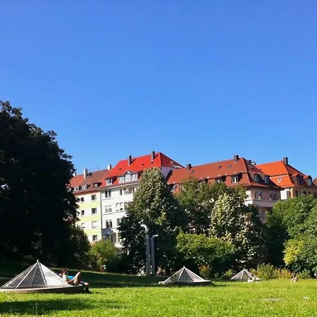 Mit Parkblick * Stoccarda
